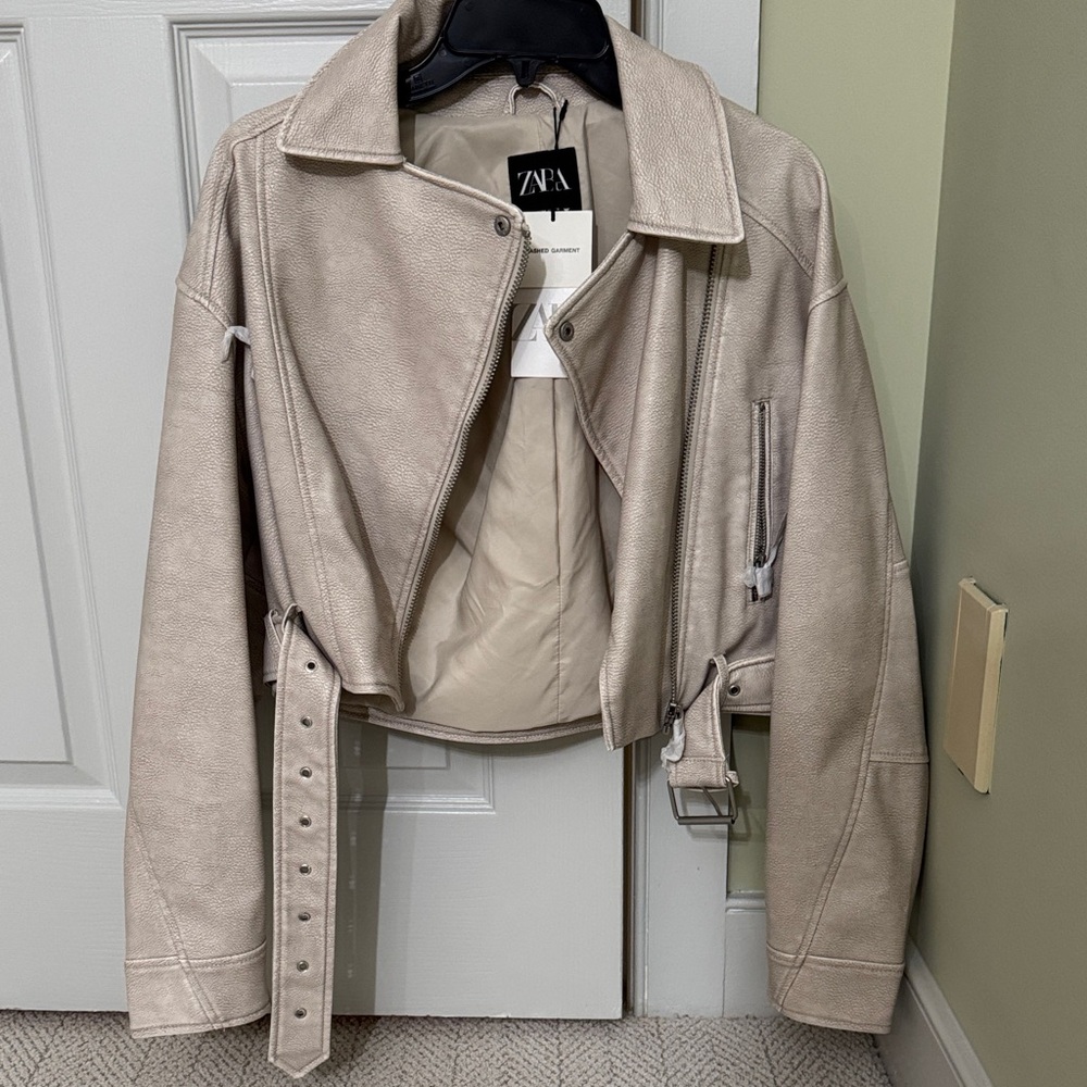 Zara Light Beige Cropped Leather Biker Jacket with Belt NWT